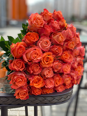 картинка, фото Букет из оранжевых роз от MarketFlowers.ru